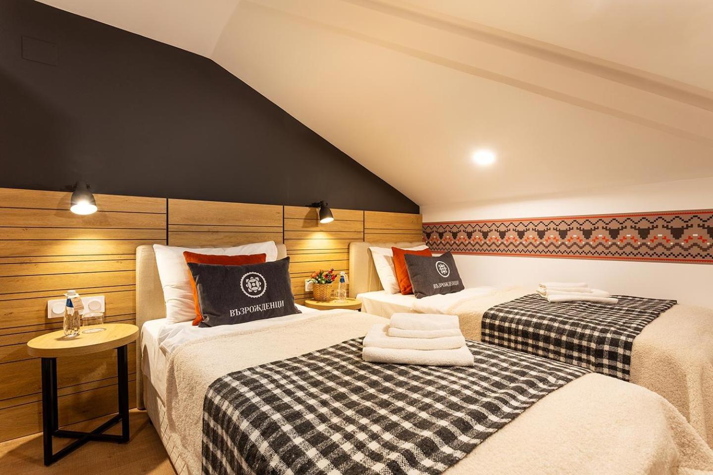Hotel Complex Vazrozhdentsi Triawna Zewnętrze zdjęcie